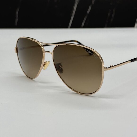 NEW TOM FORD TF823 28F WOMEN AVIATOR SUNGLASSES TOM FORD CLARK FT0823/S 28F - Picture 4 of 10